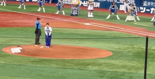 石田ひかり、人生初めての始球式を無事やり遂げる！