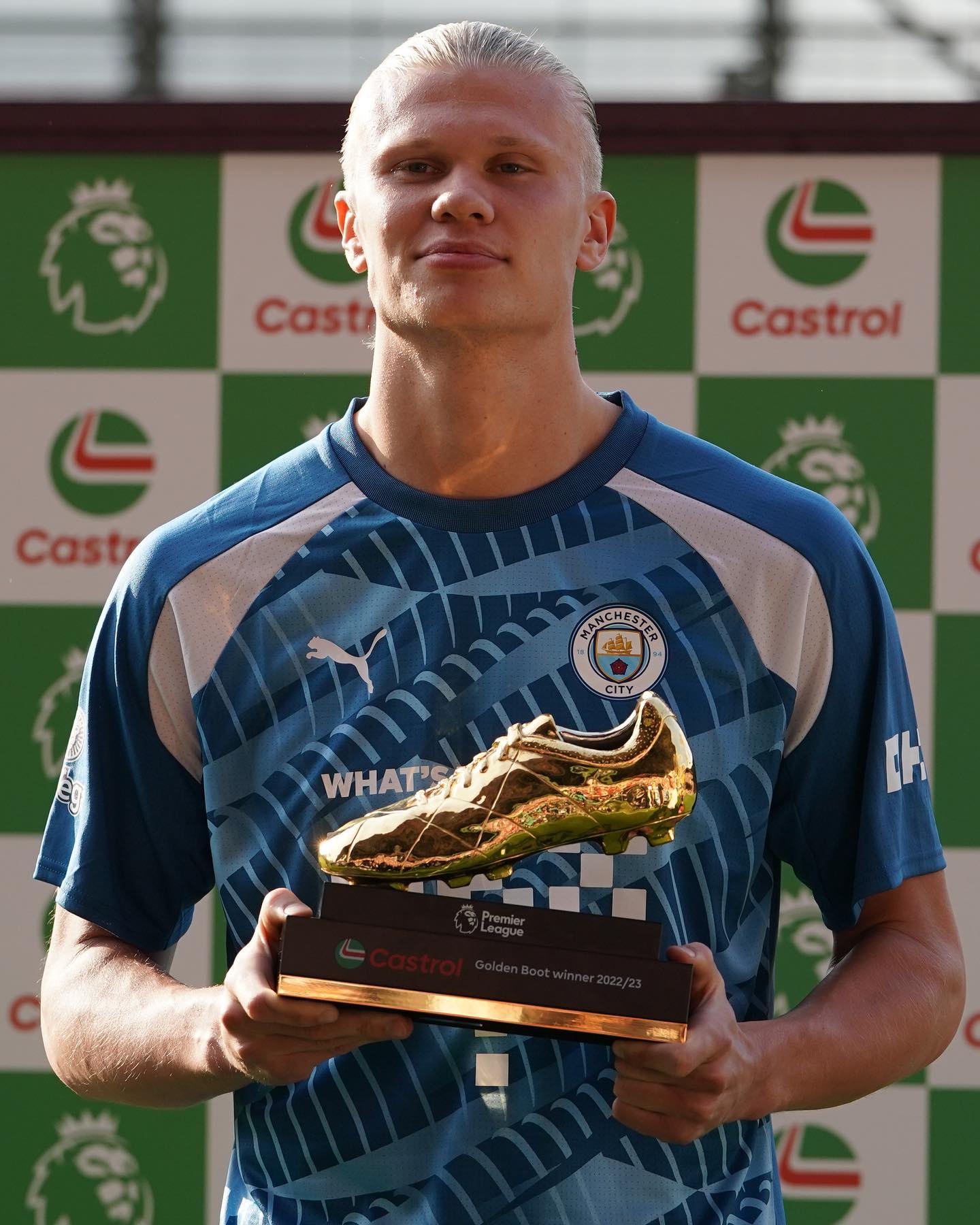 個人賞総なめ… 怪物・ハーランドが歴代最高記録の得点王受賞で個人賞3つ目に🏆