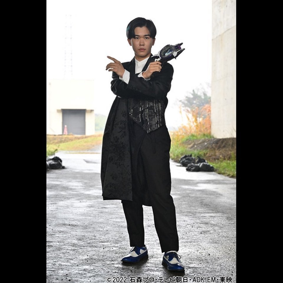 変身！！✨ 鈴木福がついに仮面ライダーに❗️「3歳の頃から…」