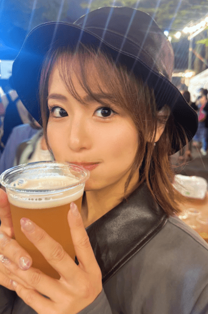 「外で飲むビールは格別だよね！」元AKB48グラドル・平嶋夏海、可愛すぎる乾杯ショットにファンメロメロ