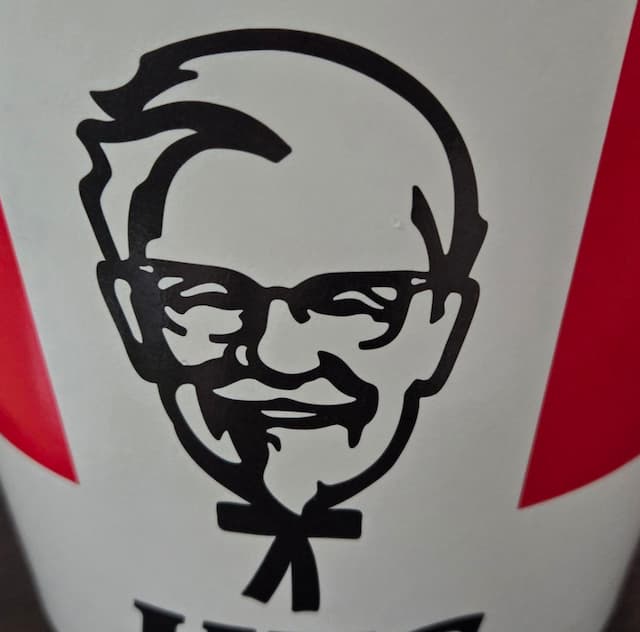 マシンガンズ西堀、誕生日会で食べたものとは！？「◯◯おじさんも嬉しそう」