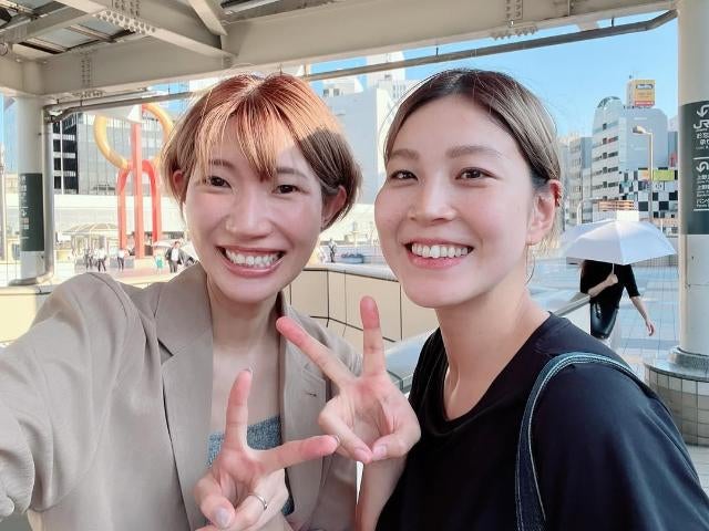 笑顔で再会！石井優希、短時間でも濃密なひとときを報告