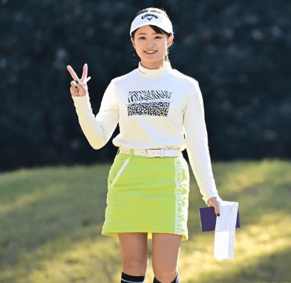 「可愛い！」美女プロゴルファー政田夢乃、”QT9位”の奮闘！激カワなVサインショットにファン大絶賛