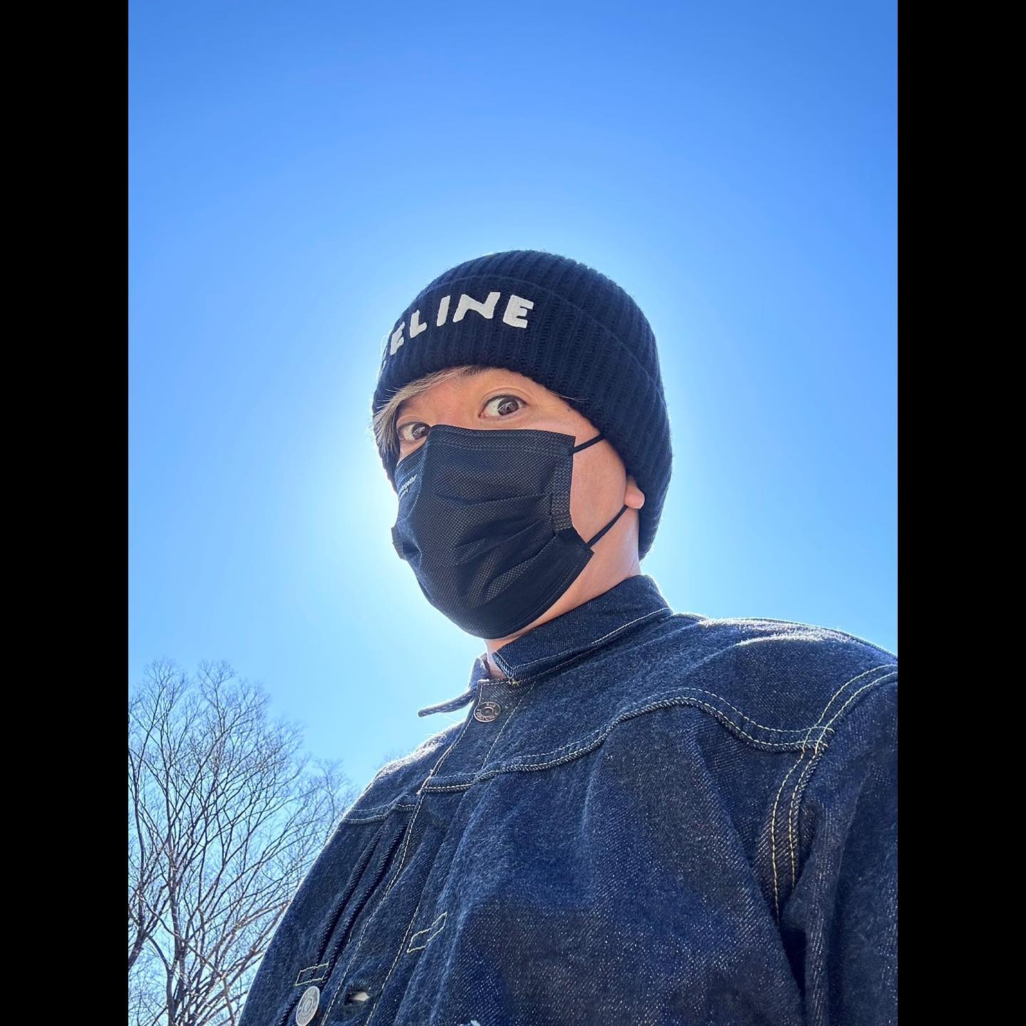 🐕木村拓哉が愛犬と久々の散歩へ✨「あったかぁ〜❕」