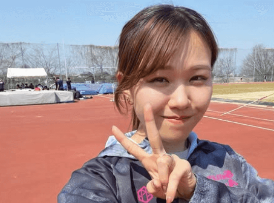「可愛いしよく食べるし」美女陸上ジャンパー、昨年のシーズンベストを更新！ピースサイン＆ムービーにファン拍手喝采「ナイスジャンプ！」