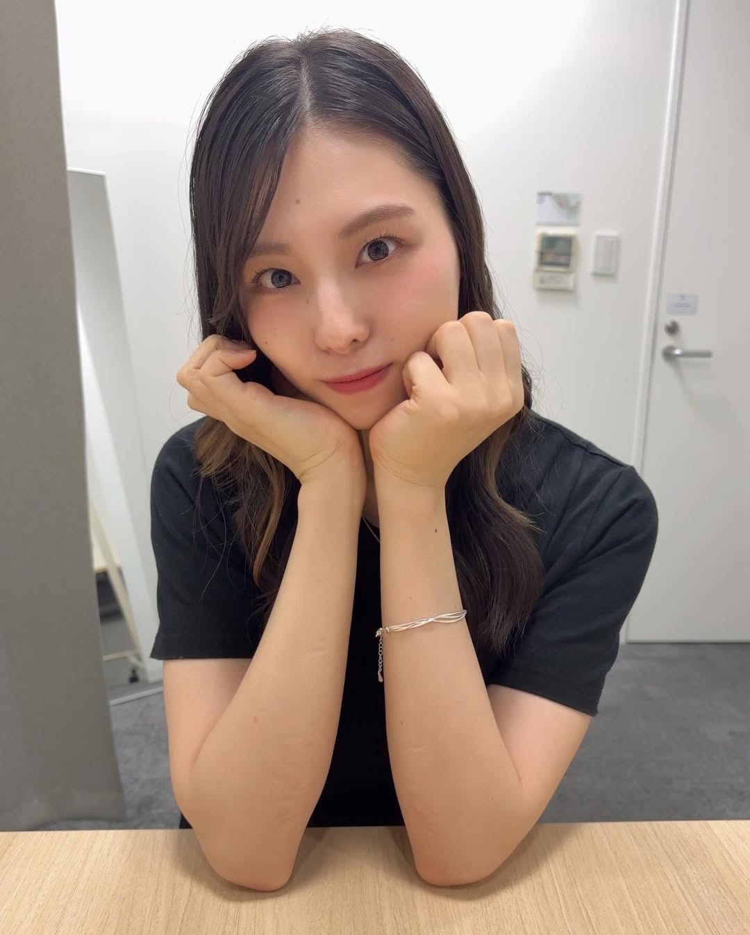 乃木坂46出身のグラビアアイドルがまさかの報告「取った」…可愛すぎるドアップショットにファン悶絶「なくても天使！」