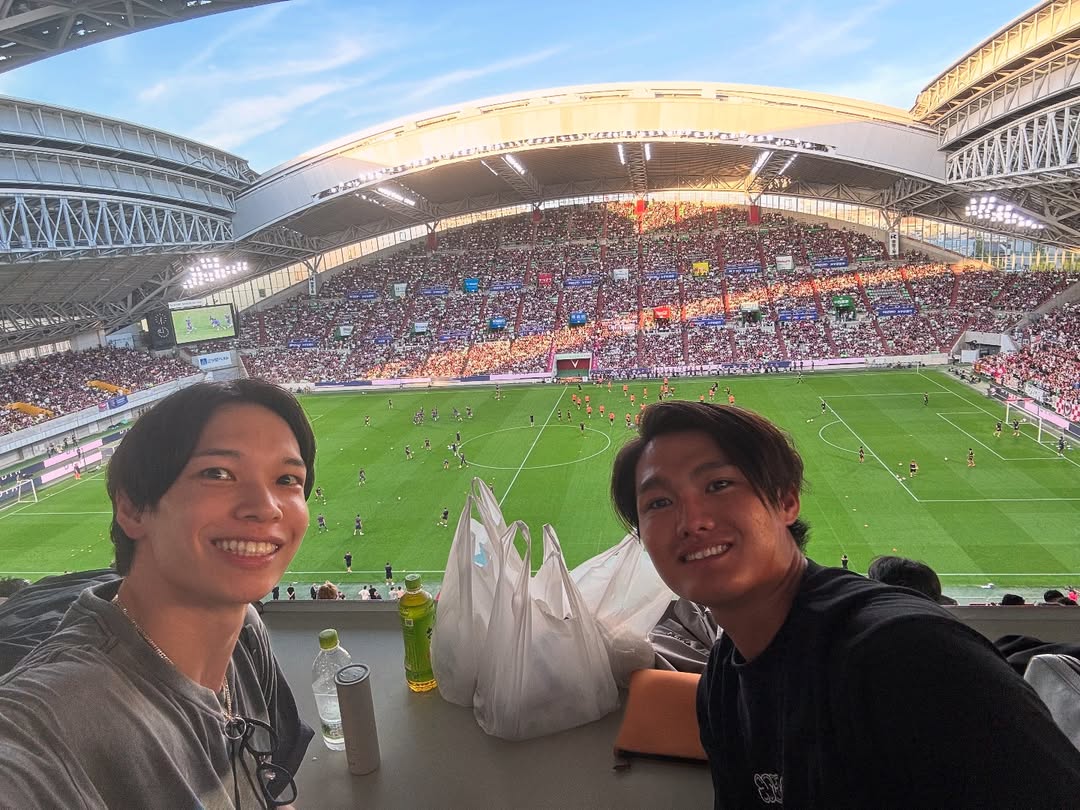 パリオリンピック（五輪）男子バレーボール日本代表・山内晶大、阪神のあの選手含め3人でJリーグ観戦！