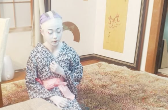 市川團十郎、インスタ更新に注目集まる！背中で語る歌舞伎の風格