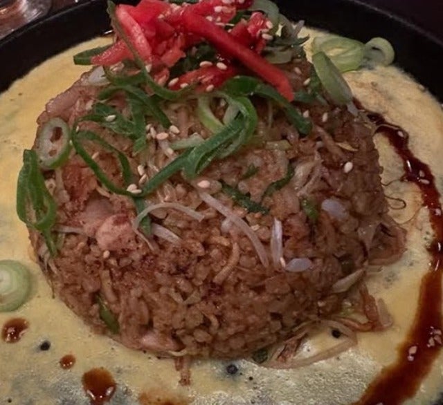 「粉もんは腹膨れるなぁ」ミキ昴生が高校の友達と家族と晩ご飯！