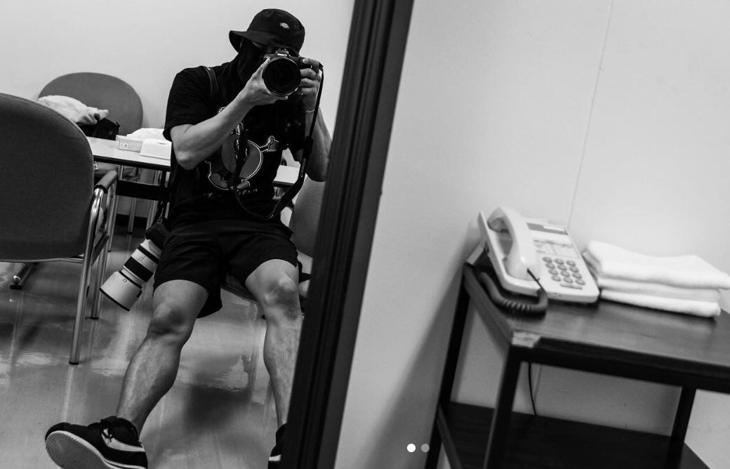 「アイスがたまらない♪」市原隼人のオフショットが話題