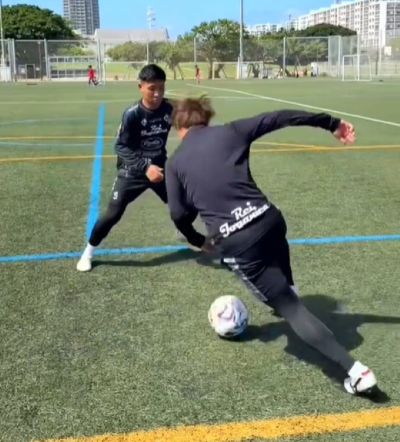 レガテドリブル塾・Kohei クリロナの技術を完コピ！？鮮やか過ぎる技術を披露！