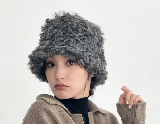 「可愛いを更新していくな」剛力彩芽の私服オフショットにファンからコメント殺到