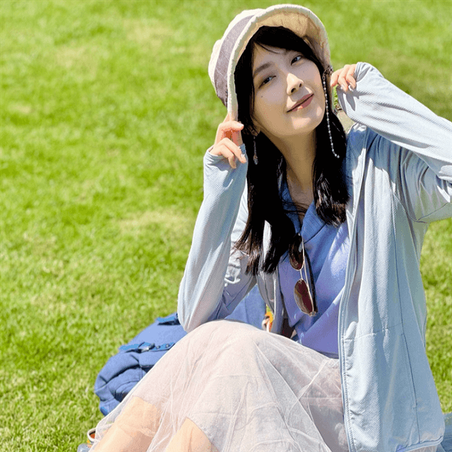 山の日に元ウェザーニュース大人気キャスターの檜山沙耶が爽やかショットを公開