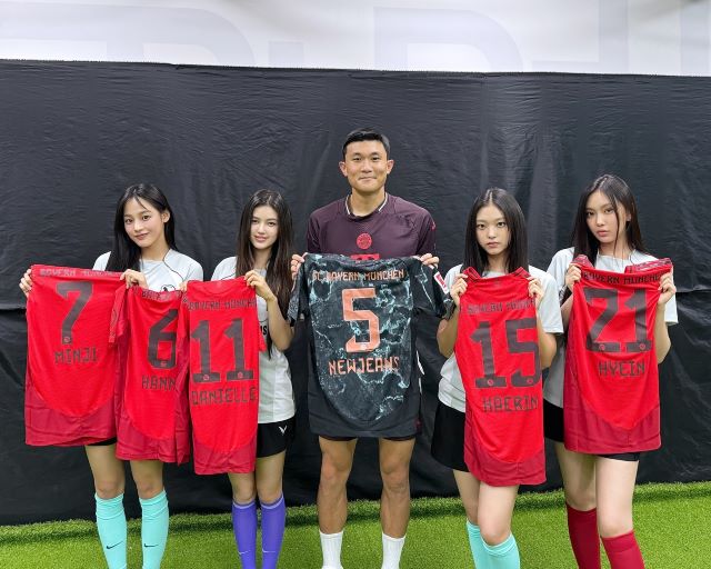 NewJeans サッカー韓国代表DFとの最新ショットを公開！