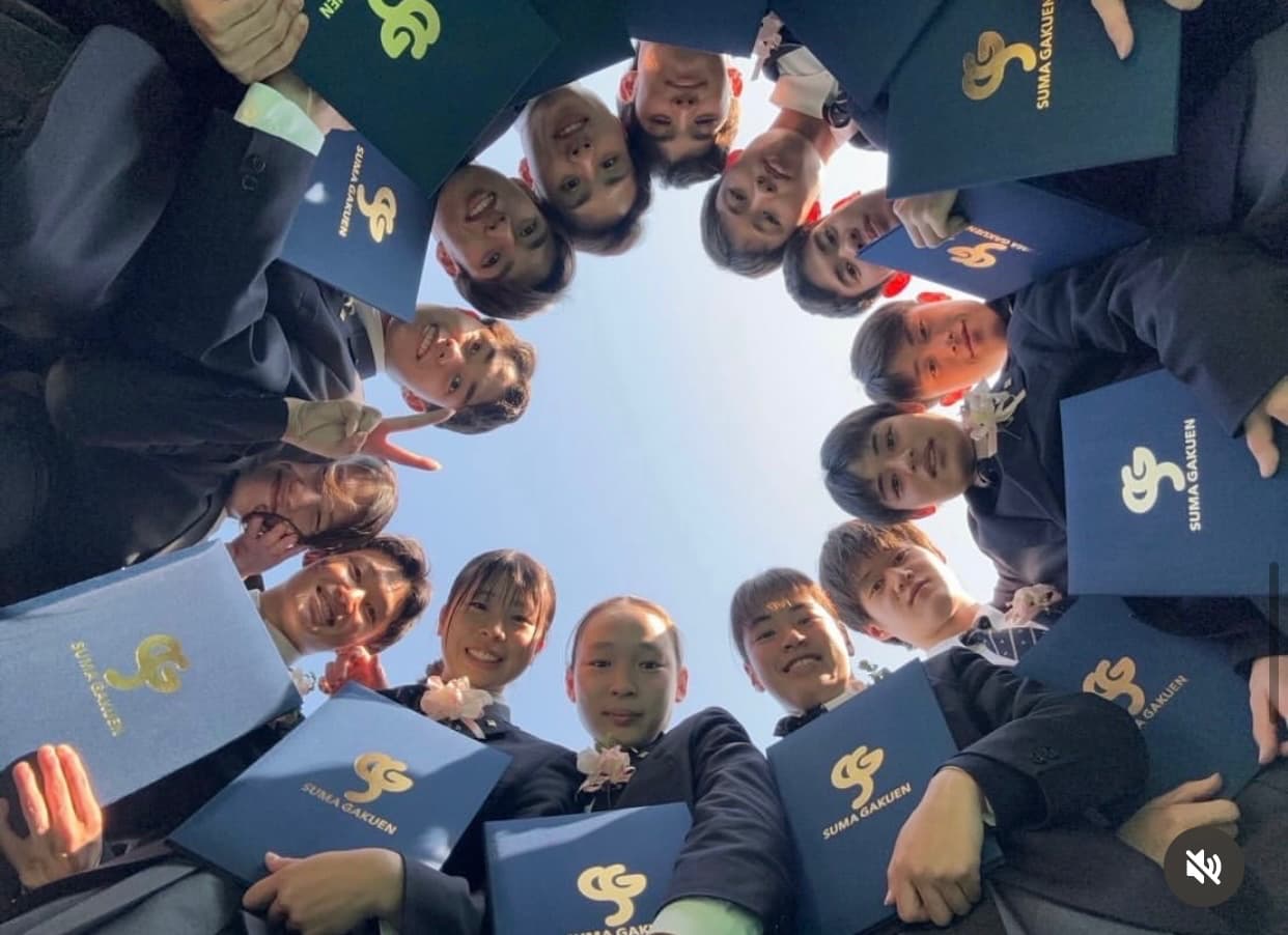 パリ五輪銀メダリスト・玉井陸斗、水泳部卒業を報告！「良い仲間、愛されキャラですね」