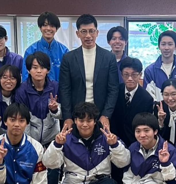 矢野燿大　京都産業大学の神山祭のトークショー　ユニフォームを着た参加者も