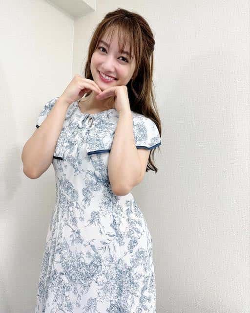 谷まりあ 「清楚系衣装似合いすぎ」普段のイメージと異なる姿が話題に💖