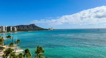 小山慶一郎、ハワイで新年スタート！家族と過ごす幸せな時間