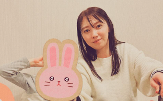 「明太もちチーズ最強説！」飯田圭織、家族で楽しむ“もんじゃ奉行”ショットにほっこり