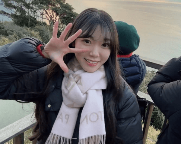 「もう尊すぎてやばい！」めっカワな17歳の現役高校生ゲーマー、江ノ島・太陽ショットにファンの電源・オン！