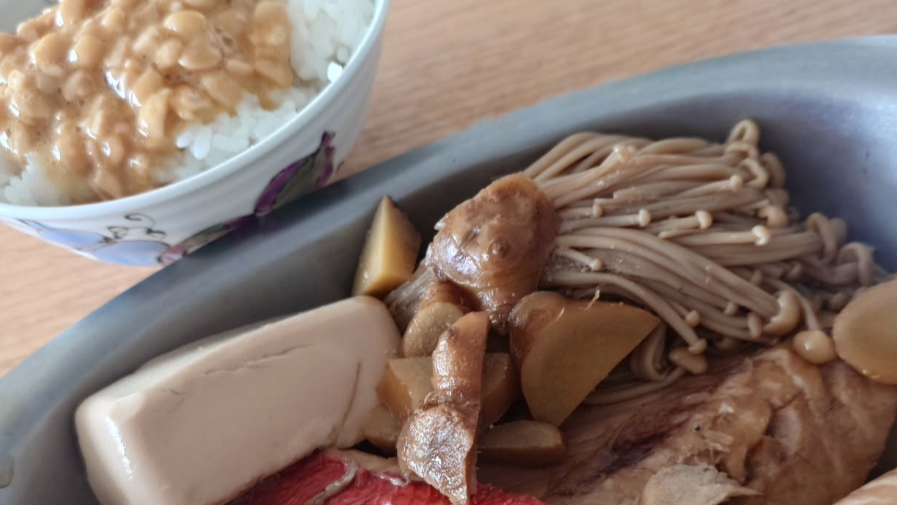 鈴木おさむ、早朝から“金目鯛の煮付け”に挑戦！渋すぎ朝ごはんに「奥様羨ましすぎ」「料理もセンスある」