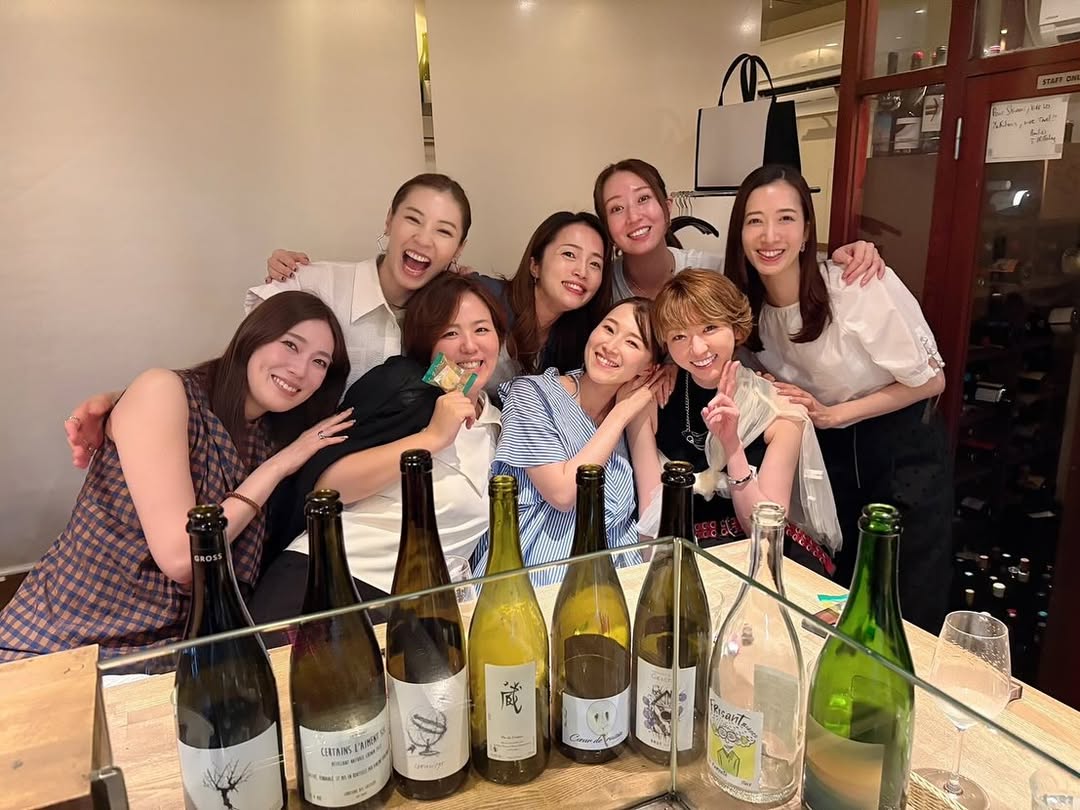 元宝塚メンバー大集合！凪七瑠海が仲間たちとの再会ショットを公開！