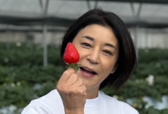 「めっちゃデカい‼」高嶋ちさ子ガ手に持っている〇〇にファン驚愕‼