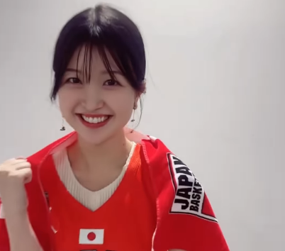 「ユニフォームが似合ってて可愛過ぎ！」バスケ美女子、ユニ姿で”ときめきの舞い”を披露！試合観戦レポもファン太鼓判