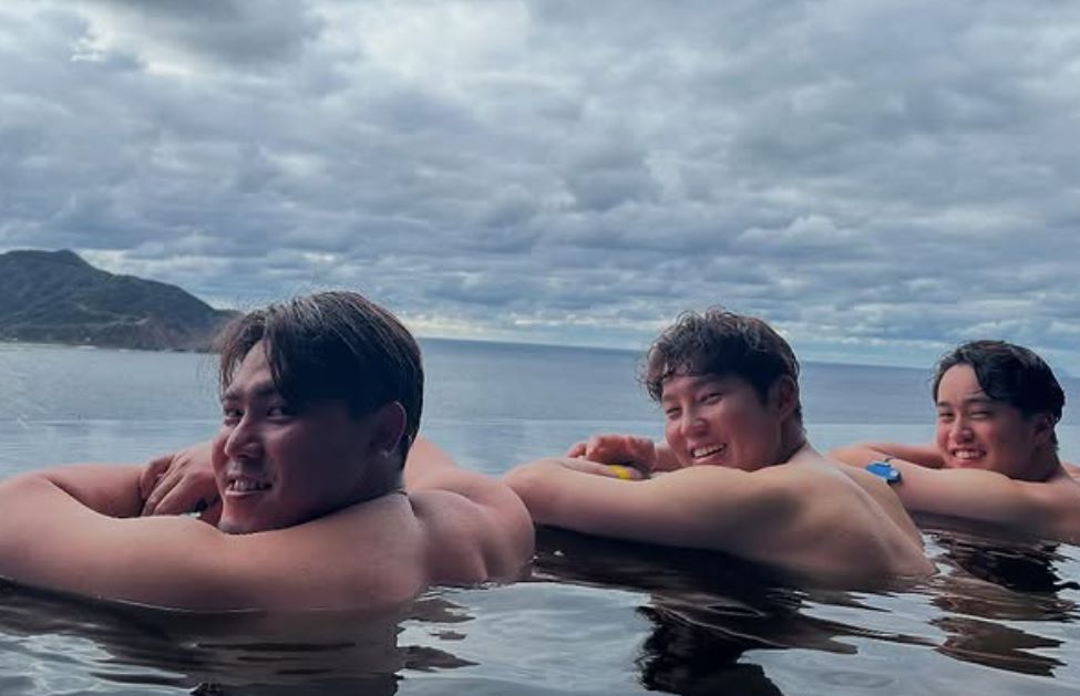 DeNA守護神・森原康平が奄美大島でオフ満喫