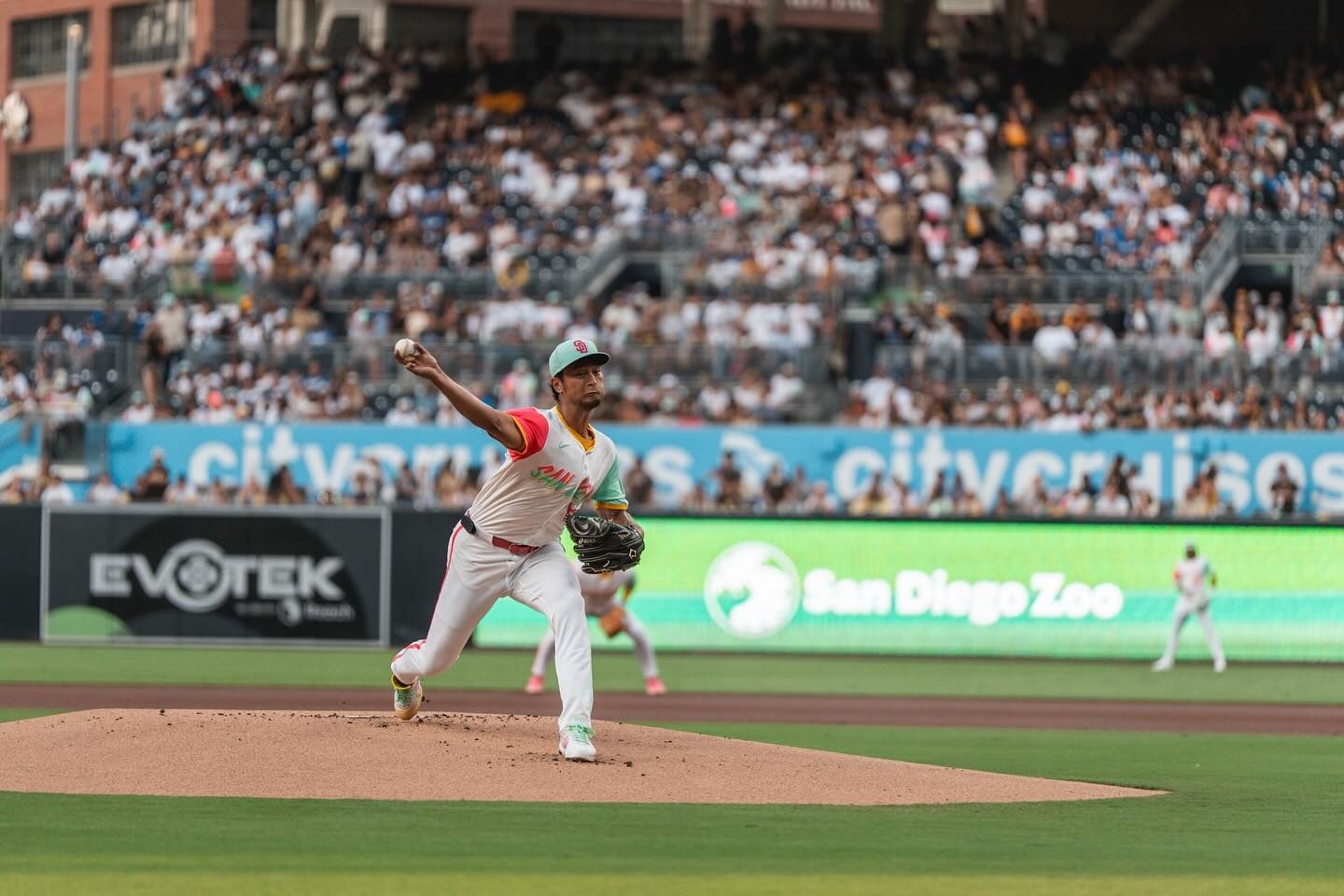 【侍ジャパン】ダルビッシュ有が宮崎キャンプ参加　アドバイザーとしてWBC連覇へ貢献