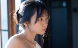 「大人の色気と可愛さが炸裂！」椿野ゆうこ、『FRIDAY』グラビアで魅了！