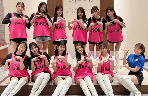 「RIZINガールが全員集合！？」元ラウンドガールの広報お姉さん、”推しを見つけてね”と全メンバーを召喚！「保存しかあるまい」