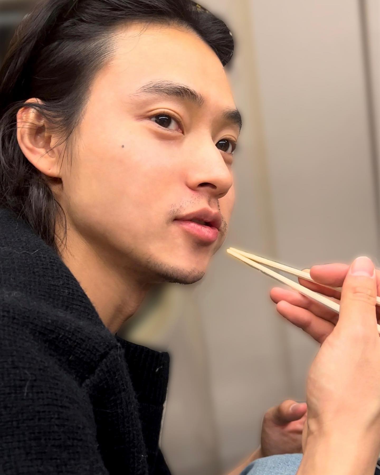 広瀬すずとの熱愛報道💕で話題の山﨑賢人「なんだかめっちゃワイルド😍」