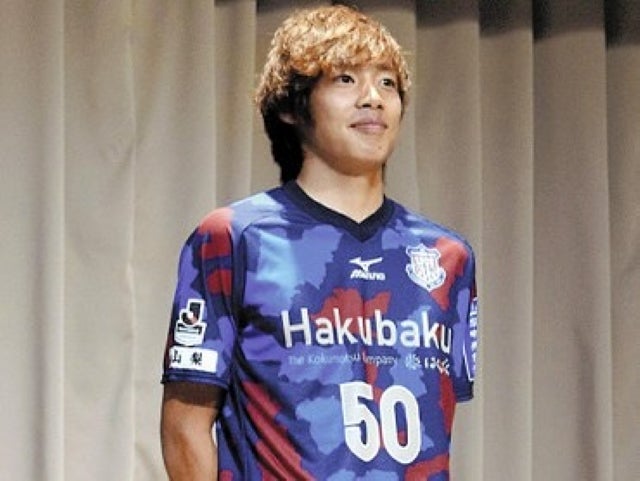 10年越しに再び立つ原点の地」伊東純也、ヴァンフォーレ甲府60周年に