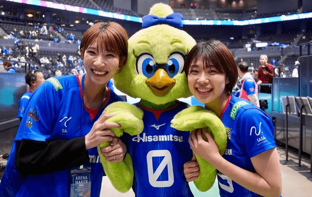 「女神すぎます」ショートヘアの美女バレーボーラー、コートで見せた”ギャップありすぎ・ショット”が神だとファンを癒やす！