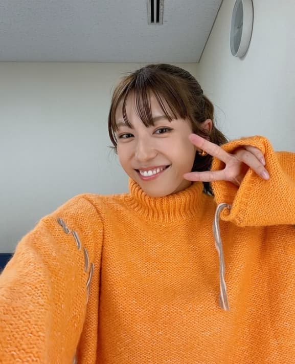 人気タレント〇〇が最近買ったアイテムで毎日のメイクが楽しくなった理由を公開！