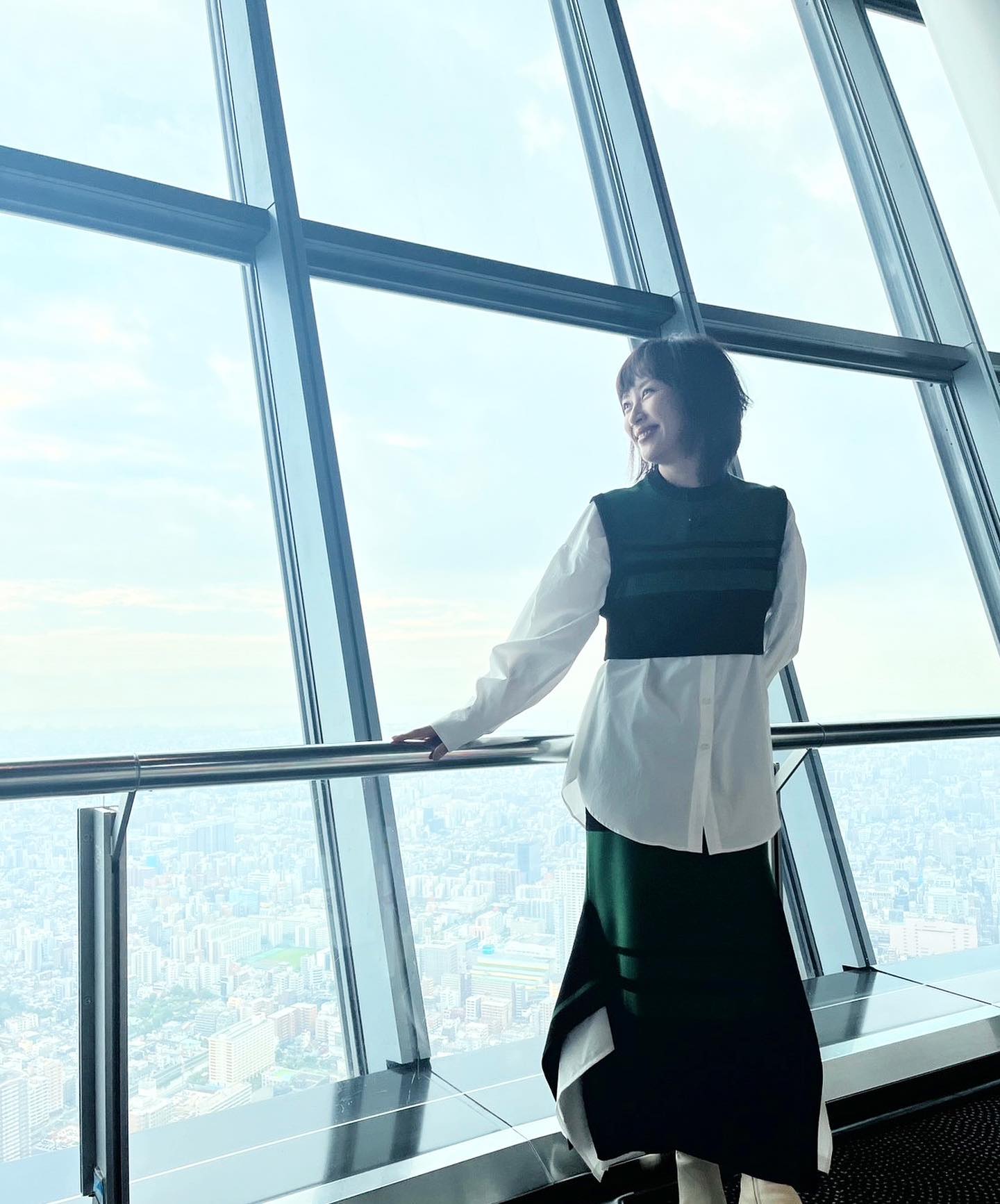 山口もえがスカイツリーに✨デート風の写真を公開📸