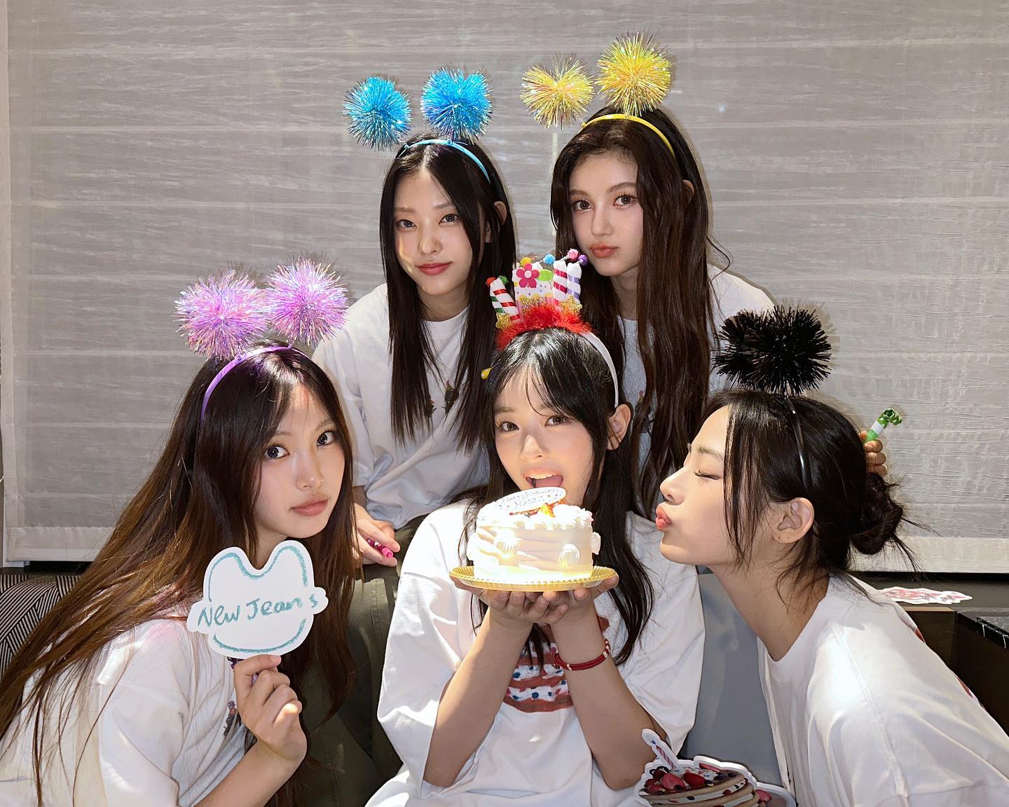 世界的KPOPアイドルはベトナム出身！？NewJeansがメンバー・ハ二の誕生日を祝福！