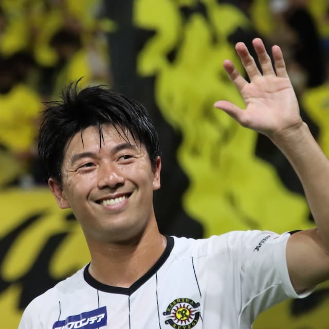 J3・SC相模原に完全移籍した武藤にお別れのメッセージ