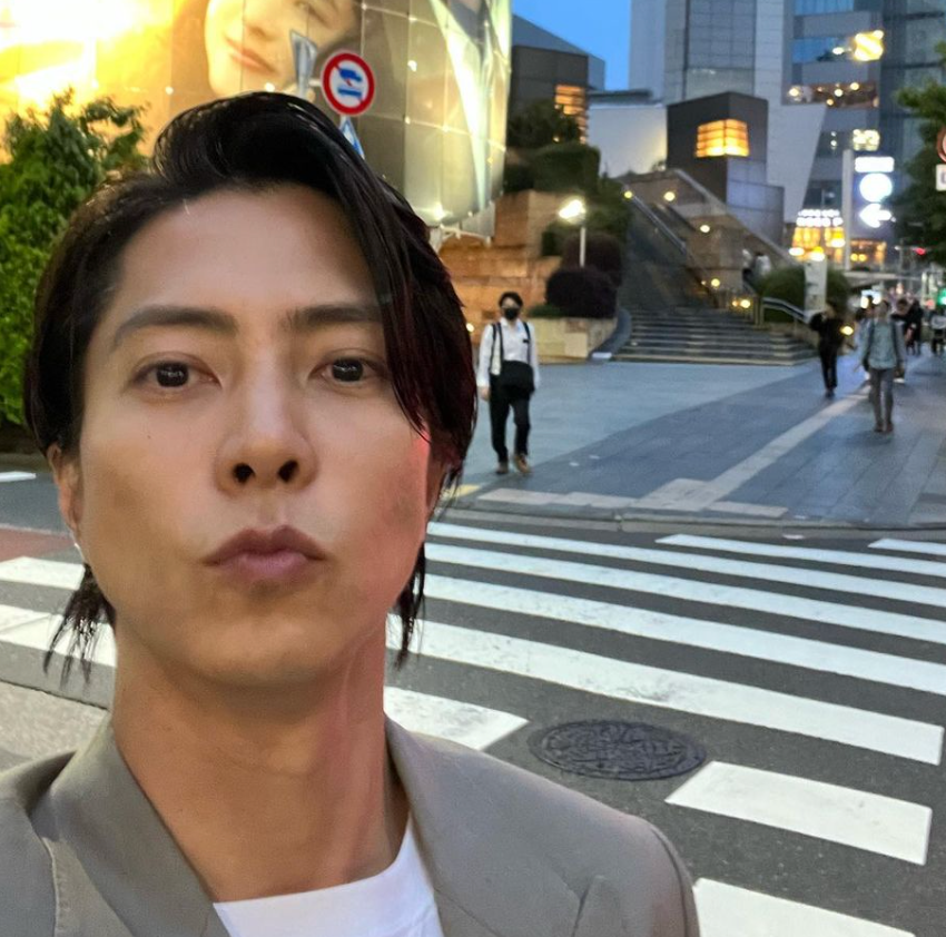 山Pが六本木の街に出没😳💖山下智久、突然の自撮り投稿にファン歓喜✨「遭遇したかった」