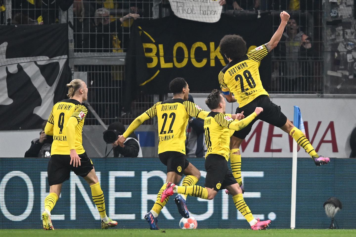 「THE GOAT 🐐🐐🐐」ドルトムントが意地の一発⚽️マインツに勝利🔥