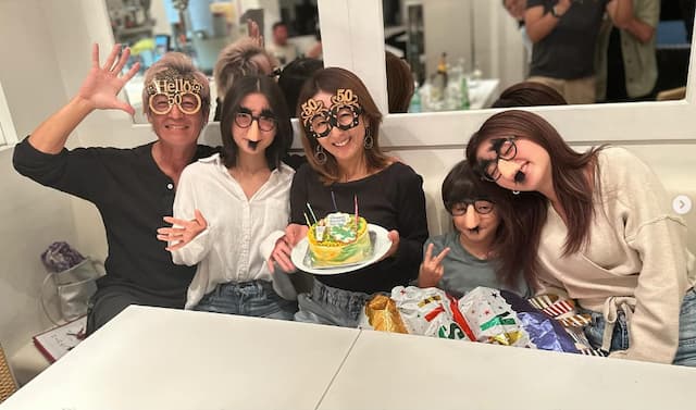 つるの剛士、1日早い妻の誕生日を祝福