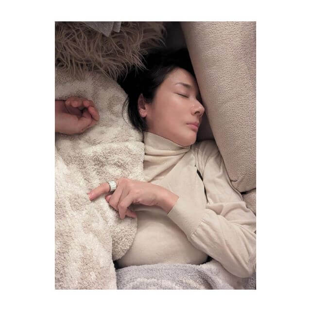 大女優の無防備な姿が美しすぎると話題「寝顔までお美しいです」