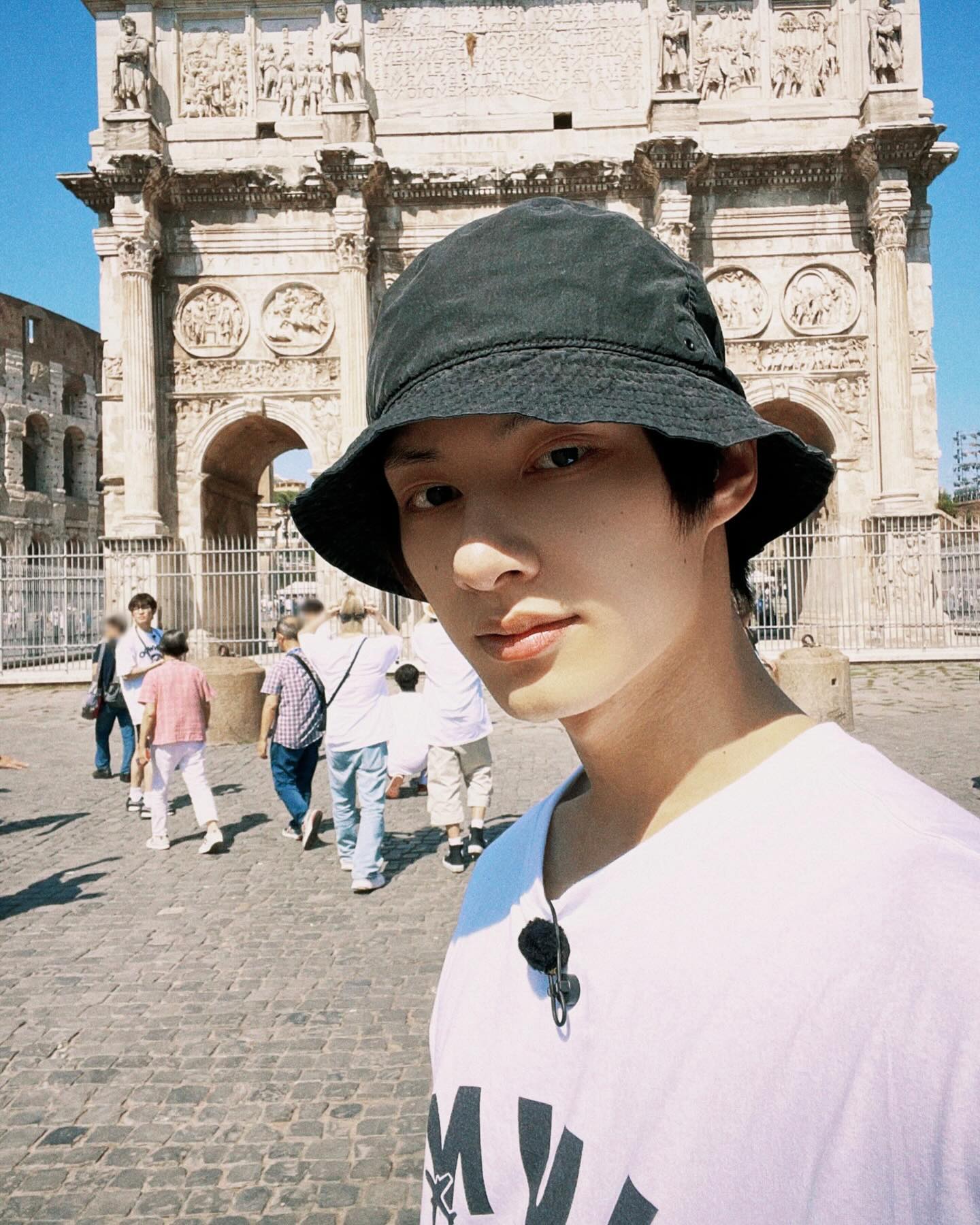 🇰🇷大人気韓国アイドルが旅行先でのプライベート写真を公開💫🐱