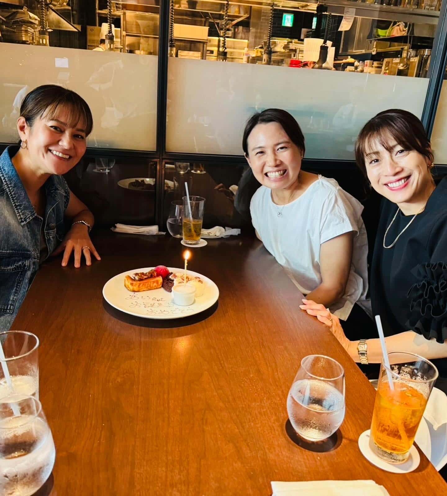 美人元アスリート3人集合！宮里藍さんの誕生日を祝福