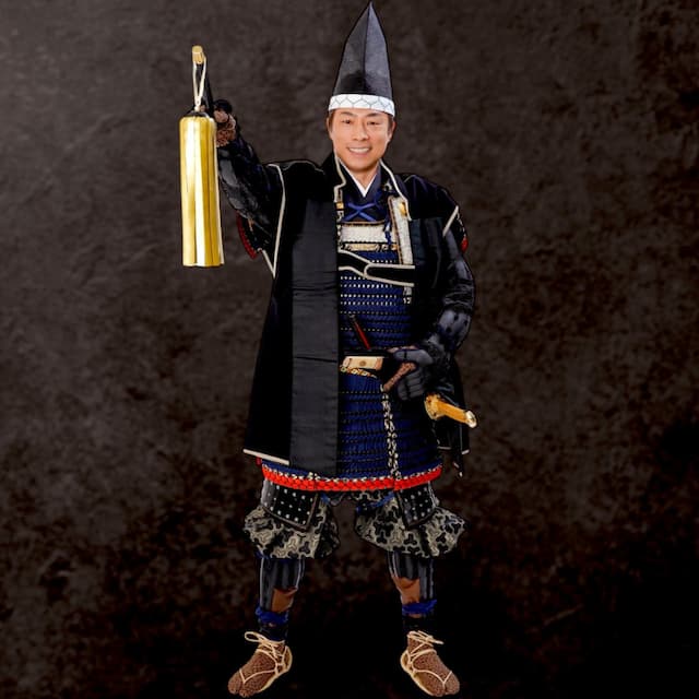 田村淳の画像がXで大喜利に！？「この写真に合う背景画を」