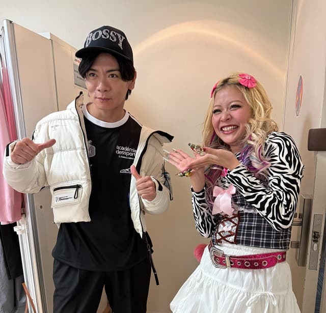 エルフ・荒川がマヂラブ 野田の服をコーディネート！オシャレな姿にファン大絶賛