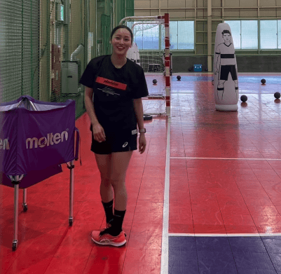 「ナイスコントロール！」美女ハンドボーラー、チャレンジムービーで披露した”腕前＆ドヤ顔”にファン歓喜！