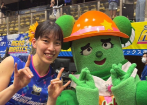 「テンション上がりすぎた母さん！」岩崎こよみ、サボ子さんとの感動ツーショットにファンもほっこり