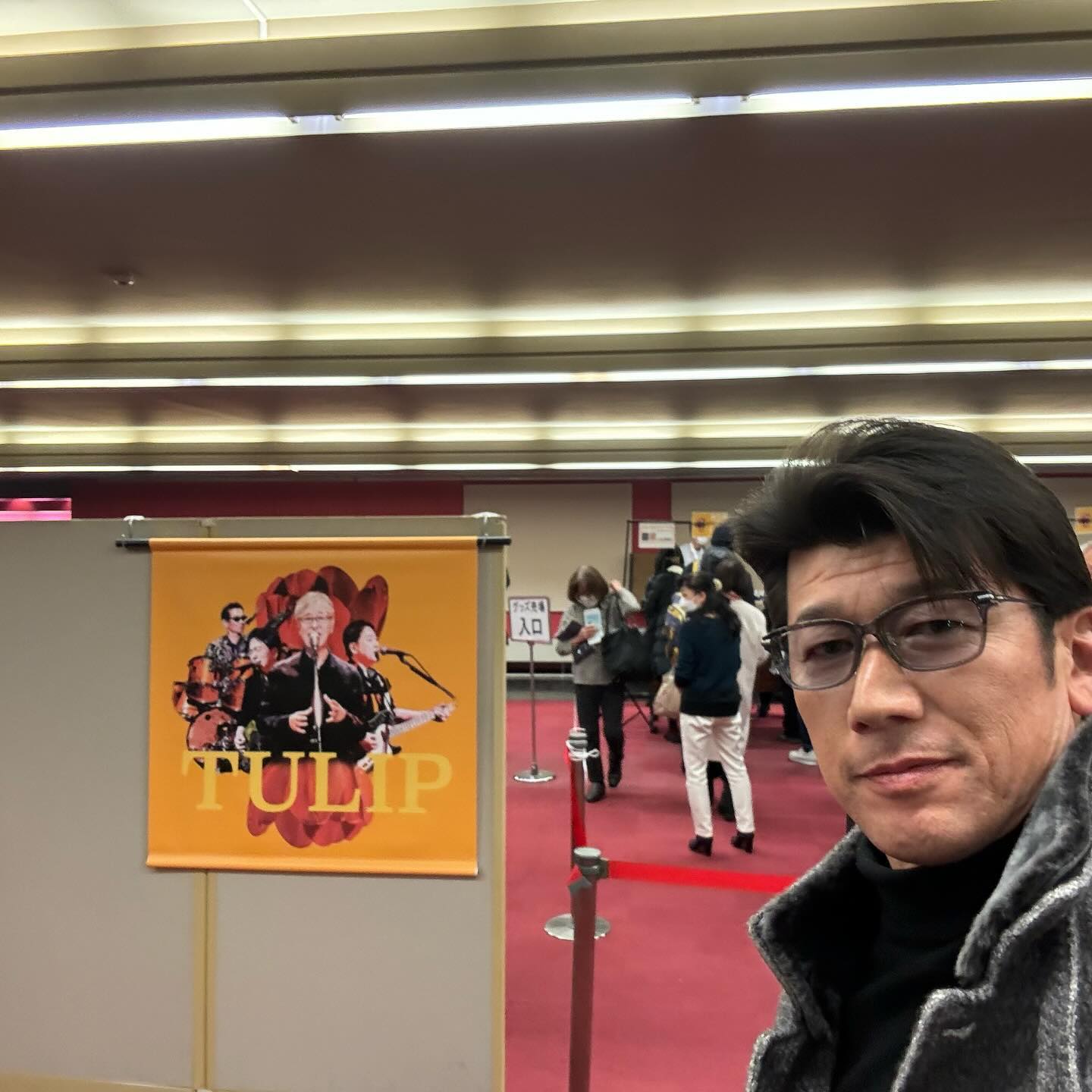 DeNA・三浦大輔監督があるバンドのコンサートへ✨「癒されました！」